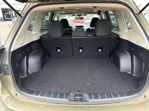 Used 2024 Subaru Forester Premium AWD/4WD image 19