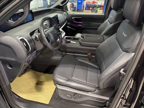 New 2026 Ford Expedition Platinum w/ Stealth Performance Package AWD/4WD image 5