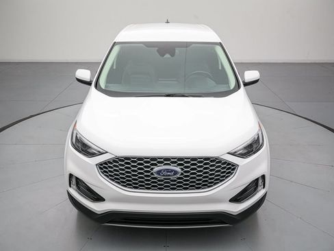 Certified 2023 Ford Edge SEL w/ Convenience Package AWD/4WD image 9