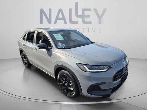 Used 2025 Honda HR-V Sport image 7