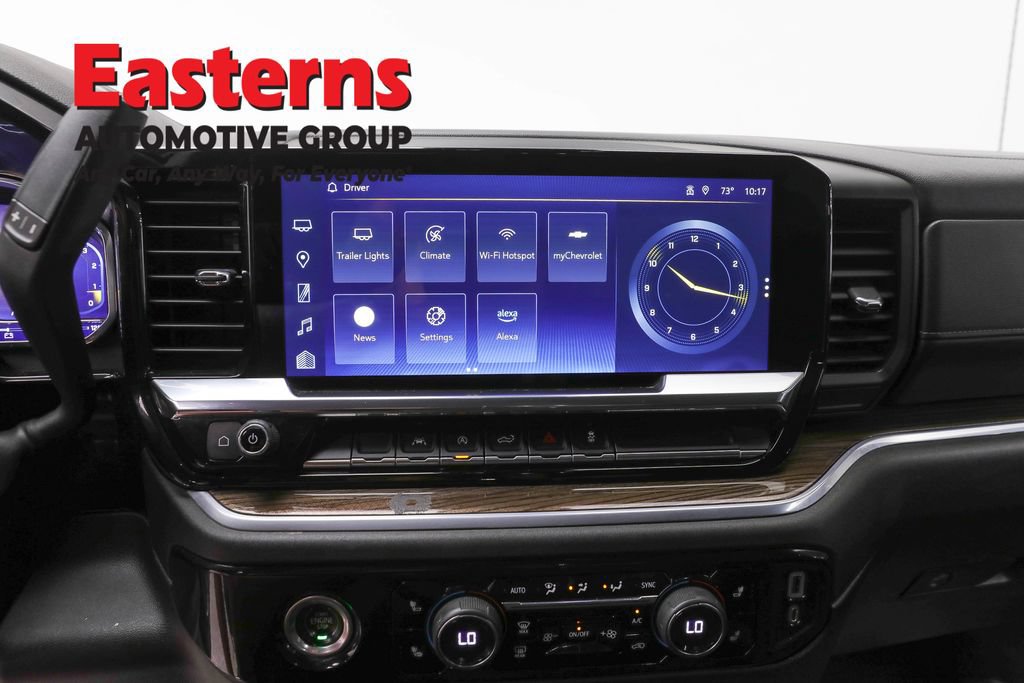 Used 2022 Chevrolet Silverado 1500 LT AWD/4WD image 13