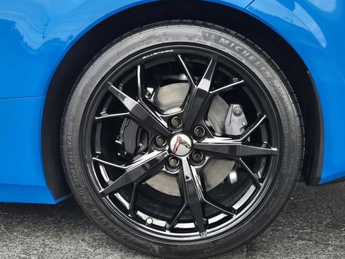 Used 2022 Chevrolet Corvette Stingray w/ Engine Appearance Package image 7