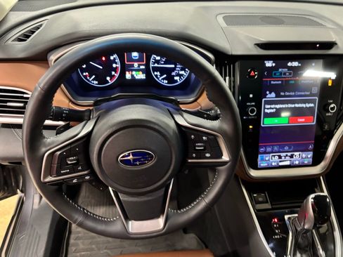Used 2020 Subaru Outback Touring XT AWD/4WD image 10