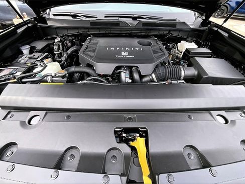 New 2026 INFINITI QX80 Autograph w/ Premium Cargo Package image 11