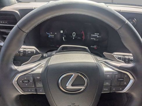 Used 2024 Lexus GX 550 w/ Accessory Package (2T) AWD/4WD image 31
