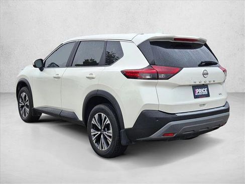 Used 2023 Nissan Rogue SV image 8