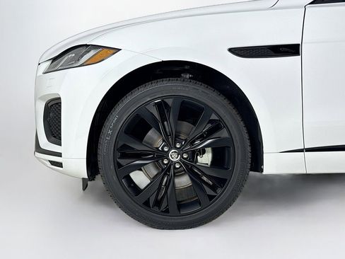 Used 2025 Jaguar F-PACE R-Dynamic S image 27