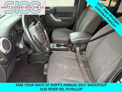 Used 2017 Jeep Wrangler Unlimited Rubicon w/ Connectivity Group image 18