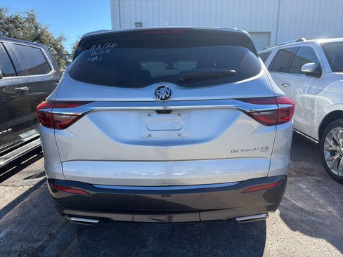 Used 2019 Buick Enclave Premium image 9