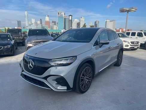 Used 2023 Mercedes-Benz EQE 500 4MATIC SUV image 7