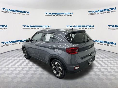 Used 2026 Hyundai Venue SEL FWD image 3