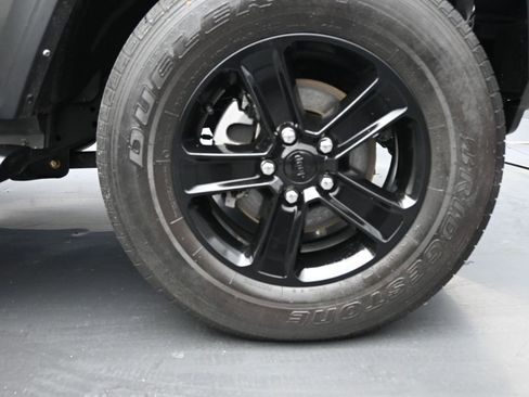 Used 2021 Jeep Wrangler Unlimited Sport image 14