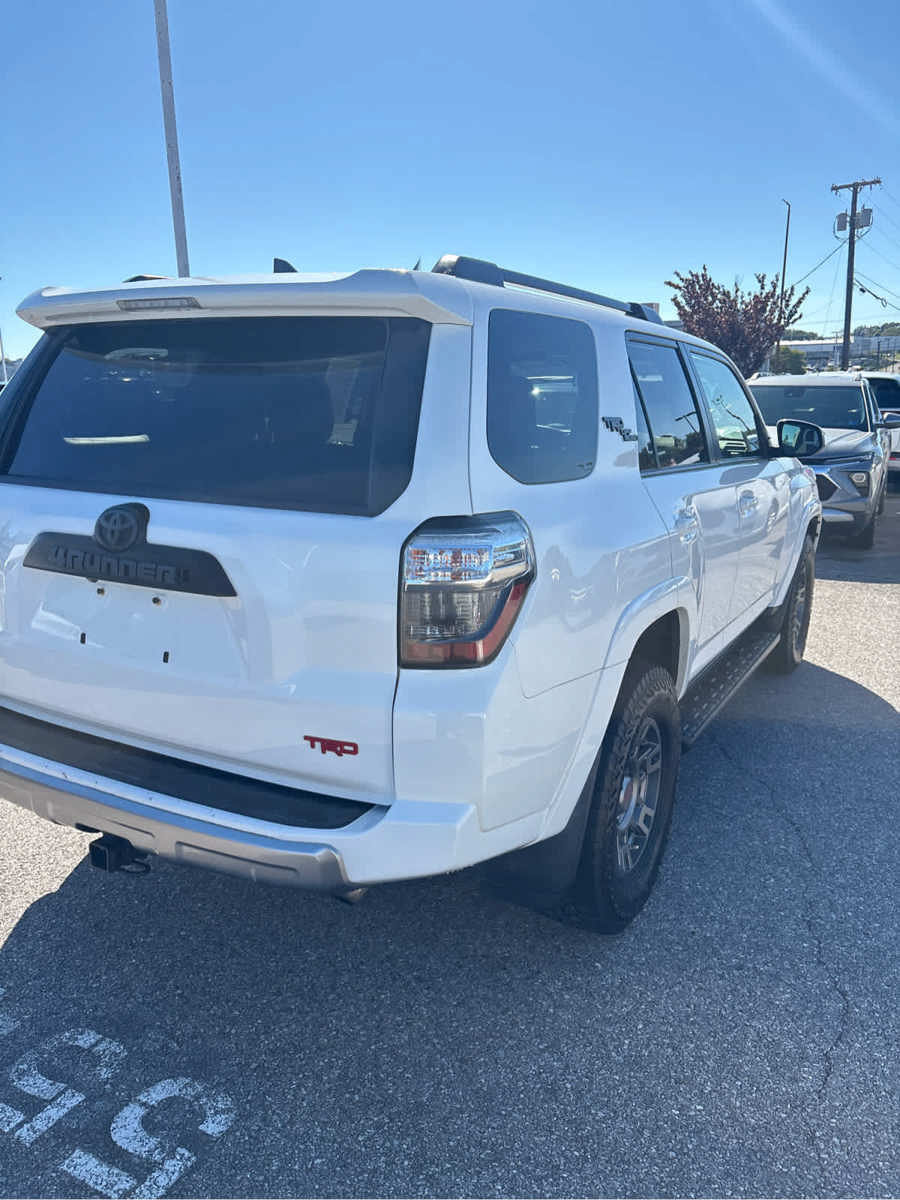 Used 2019 Toyota 4Runner TRD Off-Road AWD/4WD image 25