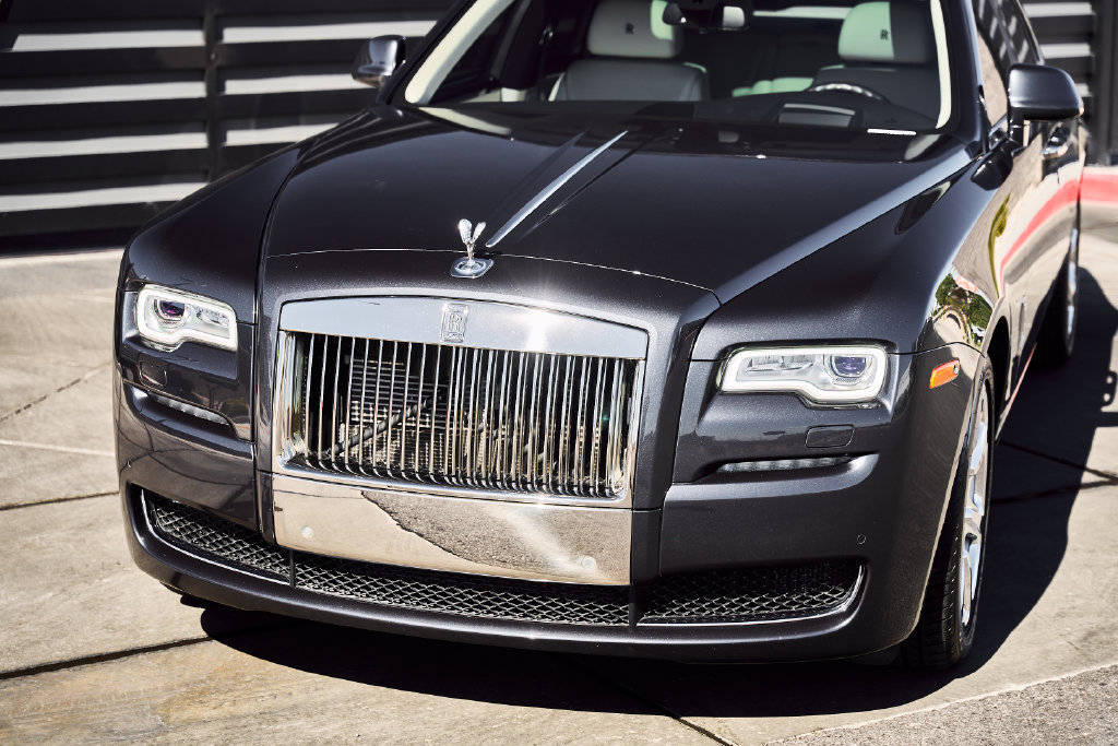 Used 2016 Rolls-Royce Ghost RWD image 6