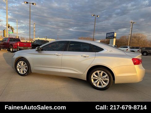 Used 2017 Chevrolet Impala LT image 9