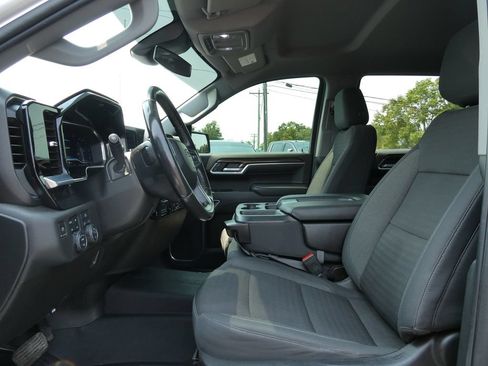 Certified 2022 Chevrolet Silverado 1500 RST AWD/4WD image 22