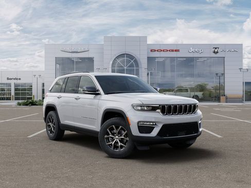 New 2025 Jeep Grand Cherokee Limited w/ Luxury Tech Group II image 5