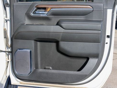 Used 2024 Chevrolet Silverado 2500 High Country w/ High Country Premium Package image 22