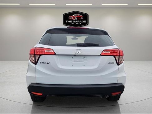Used 2018 Honda HR-V EX image 5