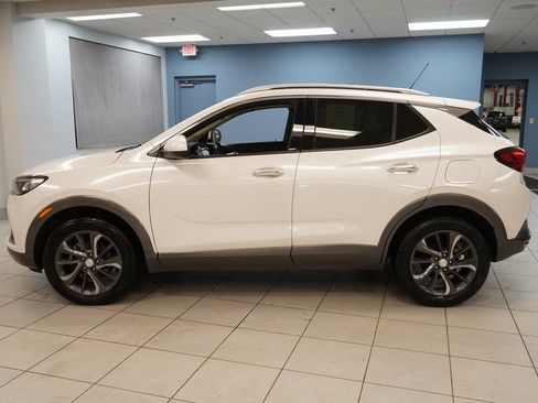 Used 2020 Buick Encore GX Essence w/ Experience Buick Package image 2