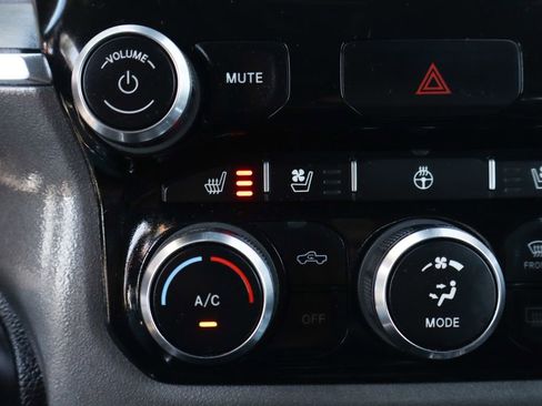 Used 2021 RAM 1500 Laramie AWD/4WD image 42
