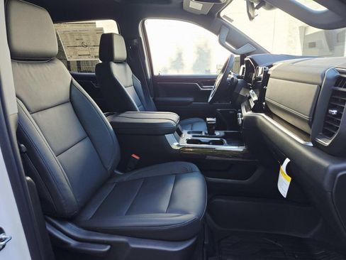 New 2026 GMC Sierra 1500 Elevation w/ Elevation Premium Package image 16