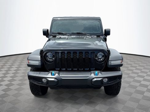 Used 2023 Jeep Wrangler Unlimited w/ Cold Weather Group AWD/4WD image 2