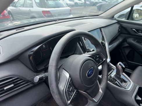 Used 2024 Subaru Outback Premium w/ Popular Package #1 image 9