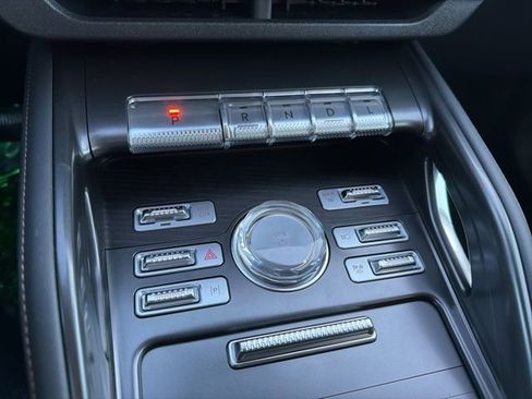 New 2026 Lincoln Nautilus Reserve image 18