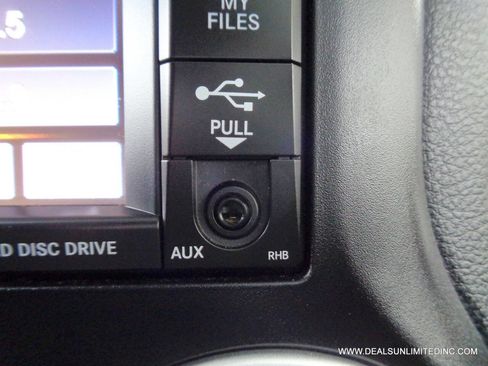 Used 2014 Jeep Wrangler Unlimited Sahara w/ Dual Top Group image 11