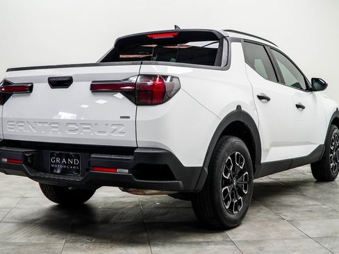 Used 2024 Hyundai Santa Cruz SEL w/ Activity Package image 12