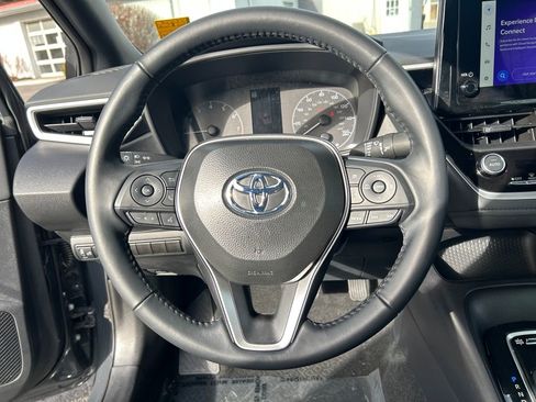 Certified 2025 Toyota Corolla SE image 22