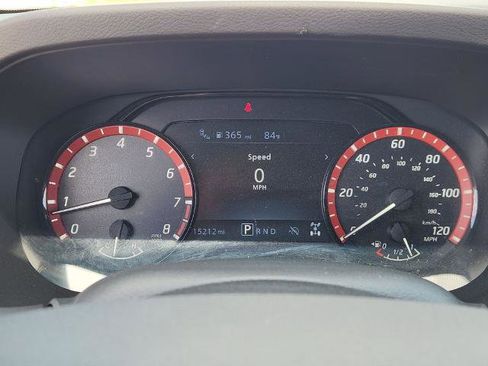 Certified 2025 Nissan Frontier PRO-4X AWD/4WD image 11