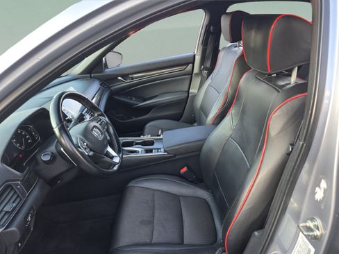 Used 2020 Honda Accord Sport image 13