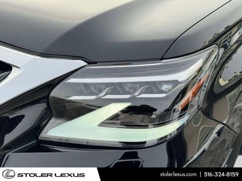 Certified 2023 Lexus GX 460 Premium w/ Premium Package image 5
