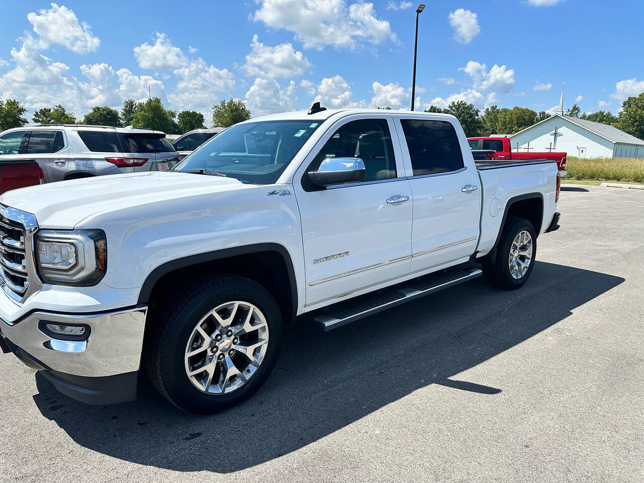 Used 2018 GMC Sierra 1500 SLT w/ SLT Premium Package AWD/4WD image 8