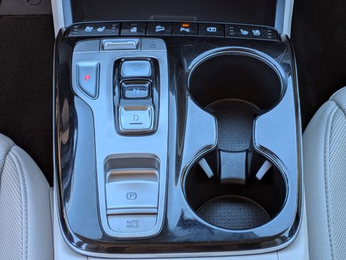 Used 2023 Hyundai Tucson Limited image 24