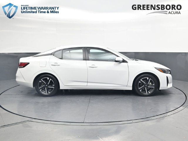 Used 2025 Nissan Sentra SV FWD image 4