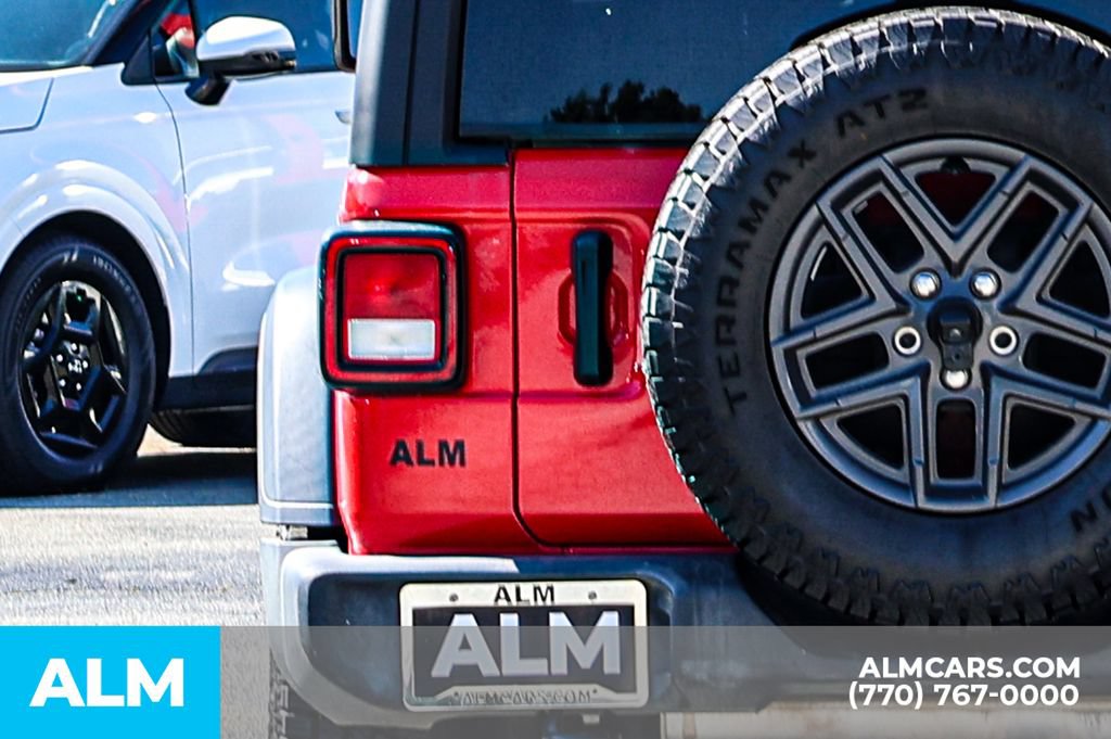 Used 2024 Jeep Wrangler Unlimited Sport AWD/4WD image 12
