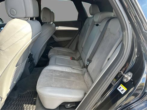 Used 2019 Audi SQ5 Premium Plus w/ Premium Plus Package AWD/4WD image 11