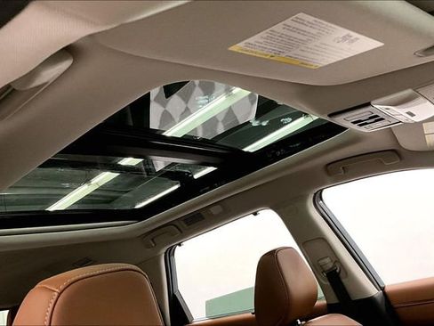 New 2026 Nissan Pathfinder Platinum image 38