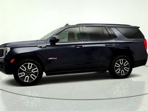 Used 2023 GMC Yukon AT4 w/ AT4 Premium Plus Package AWD/4WD image 8