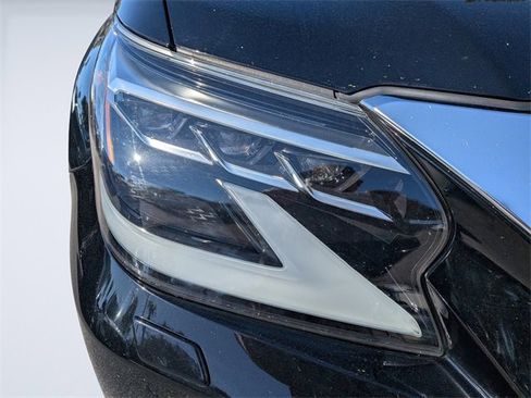 Used 2022 Lexus GX 460 Premium w/ Premium Plus Package image 9