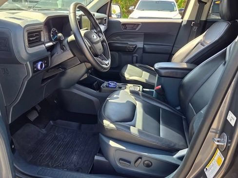 Used 2024 Ford Maverick Lariat w/ Black Appearance Package FWD image 9