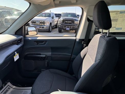 New 2025 Ford Maverick XL image 13