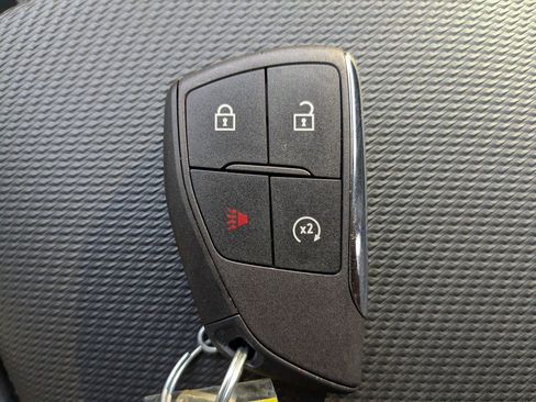 Used 2025 Chevrolet Equinox LT image 31