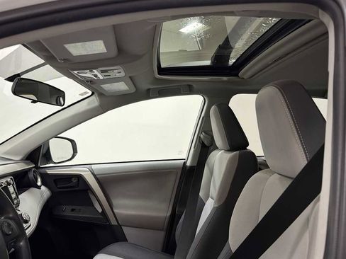 Used 2013 Toyota RAV4 XLE image 23