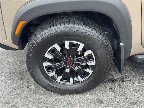 Used 2023 Nissan Frontier PRO-4X w/ Pro Convenience Package image 13