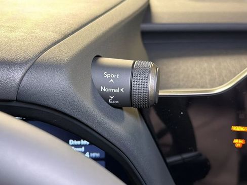 New 2026 Lexus UX 300h AWD image 28