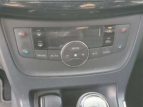Used 2018 Nissan Sentra SV image 29